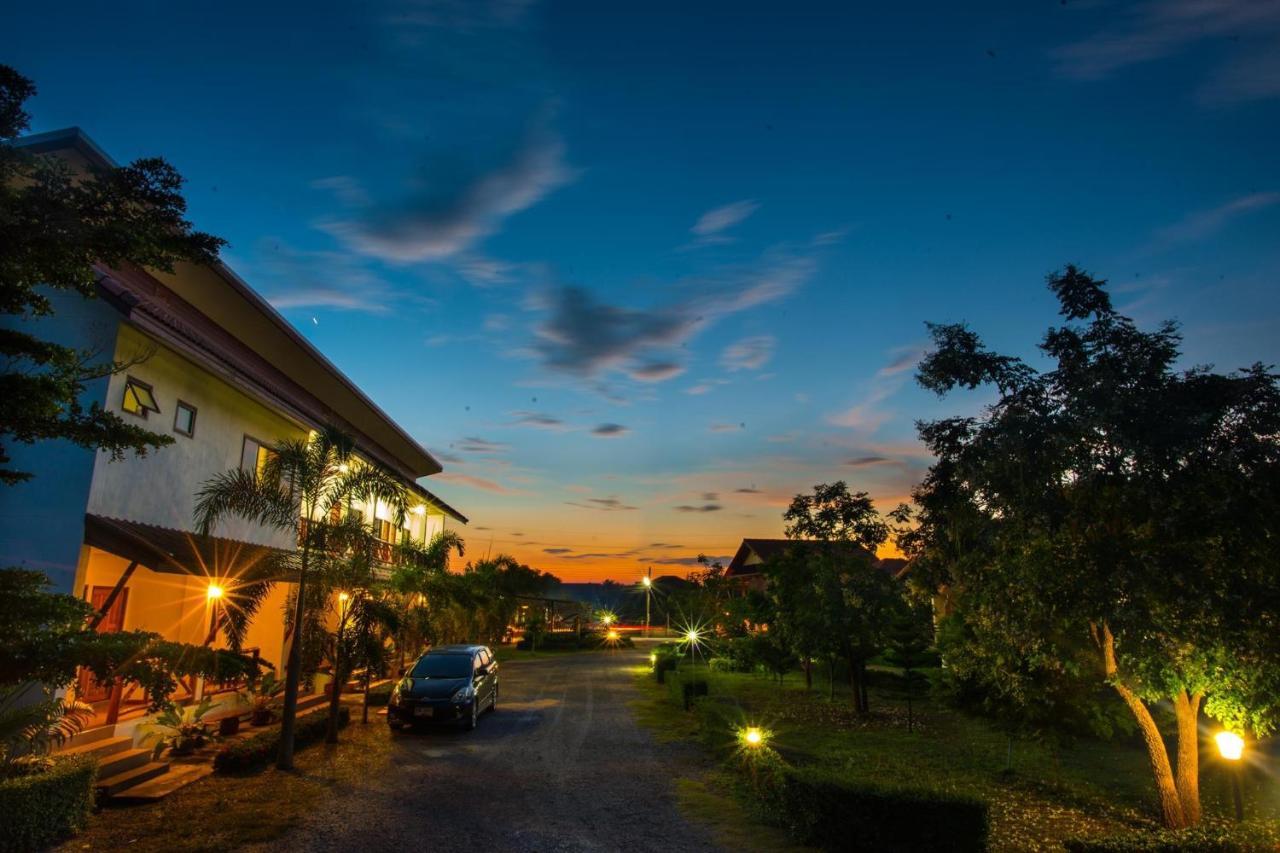 Chiang Kham Tai Lue Resort Ban Ngun Exteriör bild
